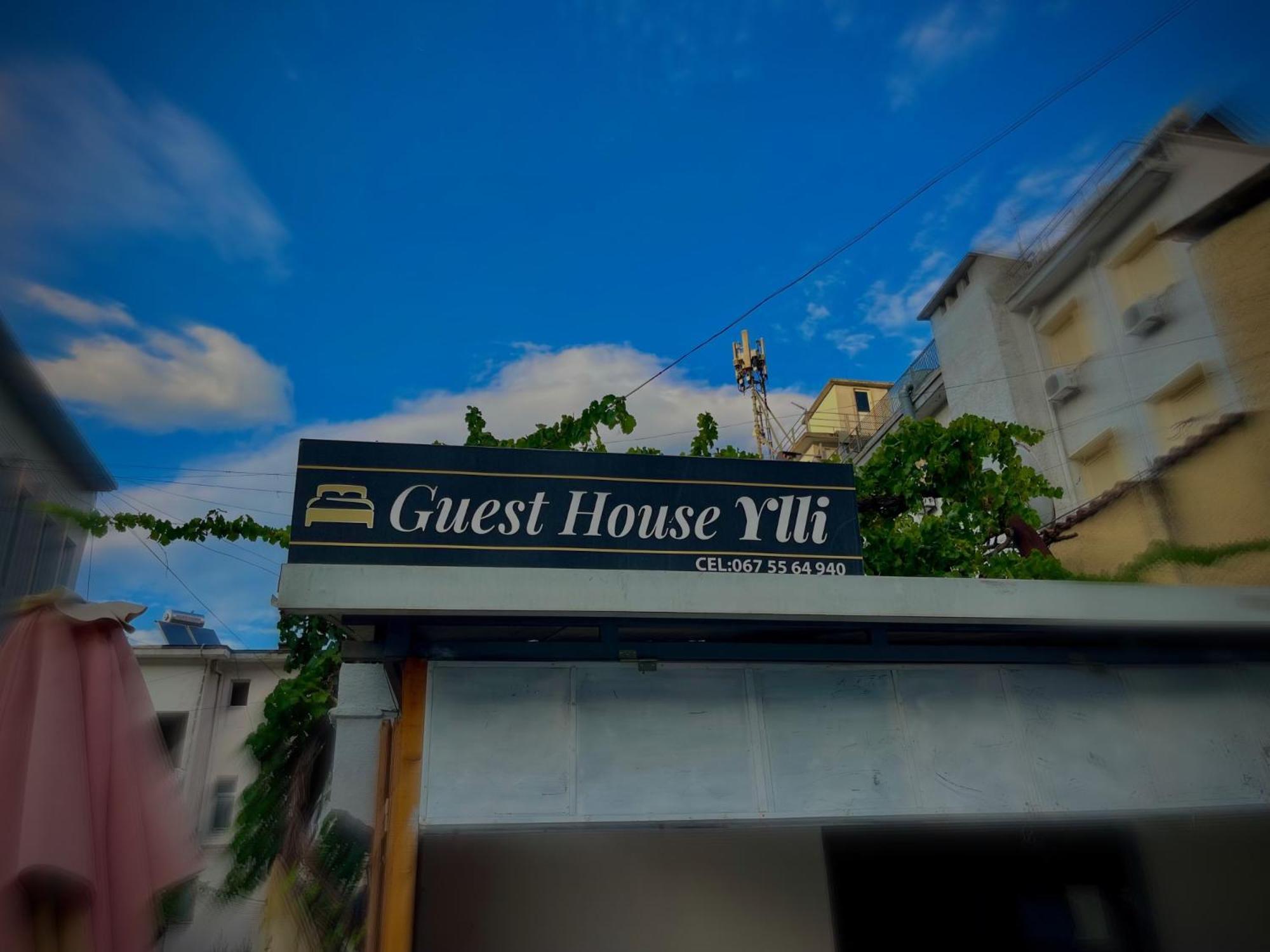 Ylli Guesthouse Пермети Экстерьер фото